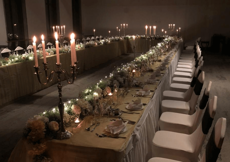 Curated dining services